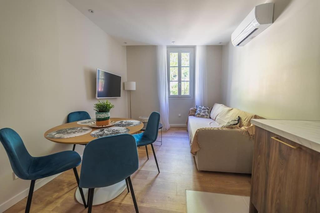 Le Palm Appartement Elegant & Design En Bord Riviere Collobrières Exterior foto